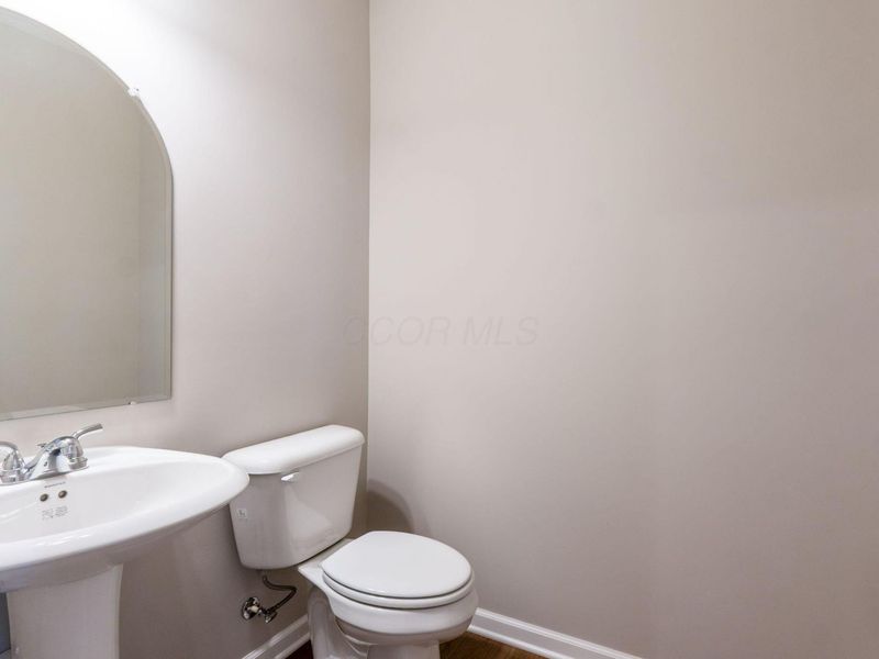 , Unit B, Grove City, OH 43123 Photo 37