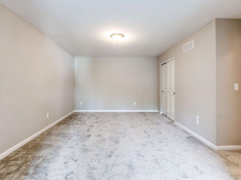 , Unit B, Grove City, OH 43123 Photo 49