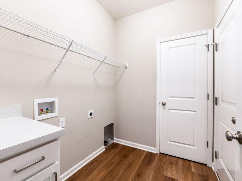 , Unit B, Grove City, OH 43123 Photo 58