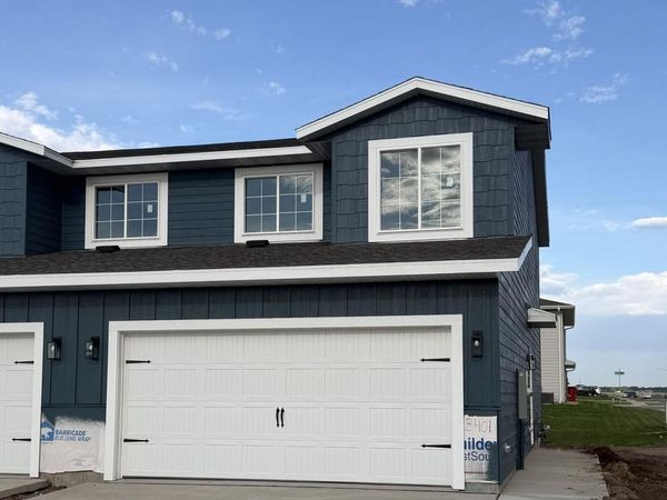 3401 S Joanne Ave, Sioux Falls, SD 57106