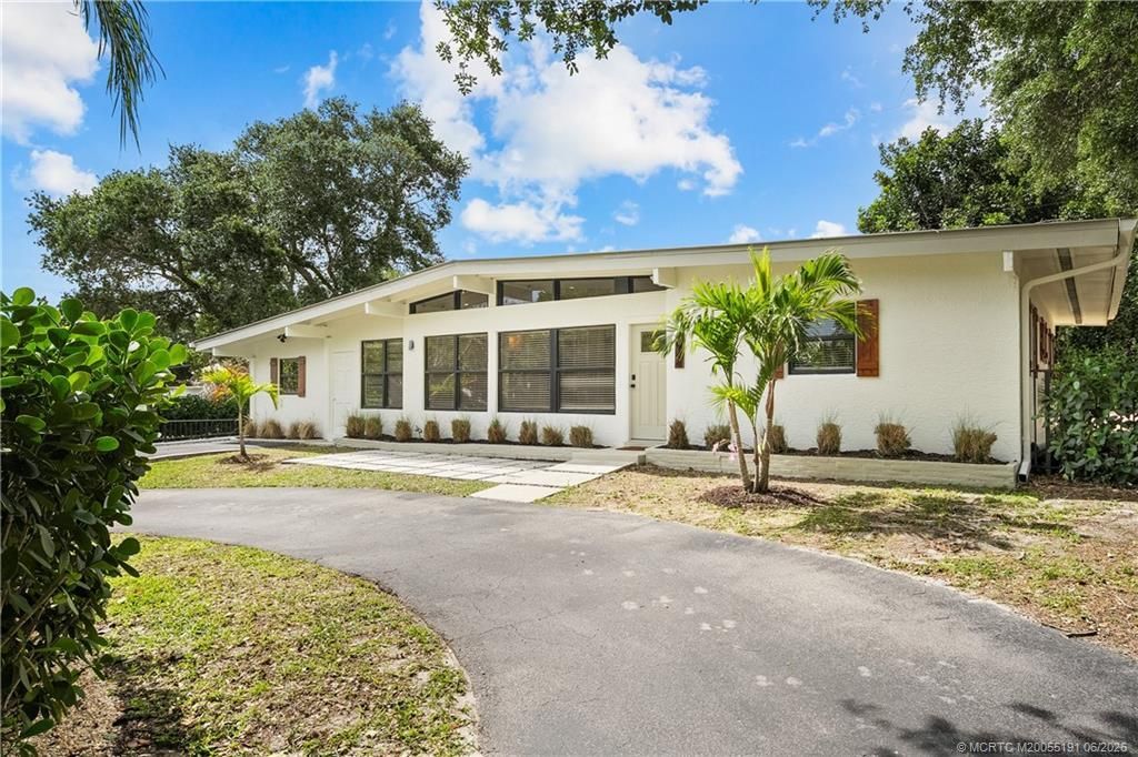 1944 NE Lake Place, Jensen Beach, FL 34957 Photo
