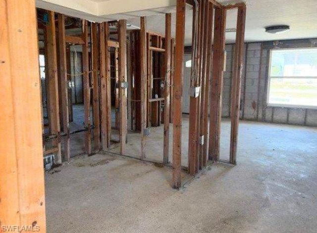 2543 8th Ave, Saint James City, FL 33956 Photo