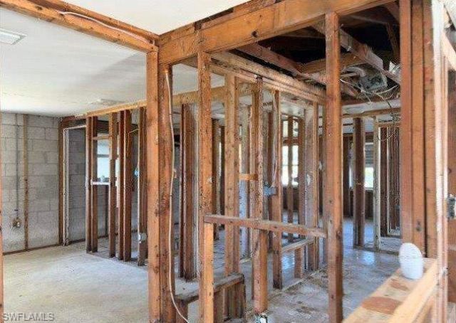 2543 8th Ave, Saint James City, FL 33956 Photo