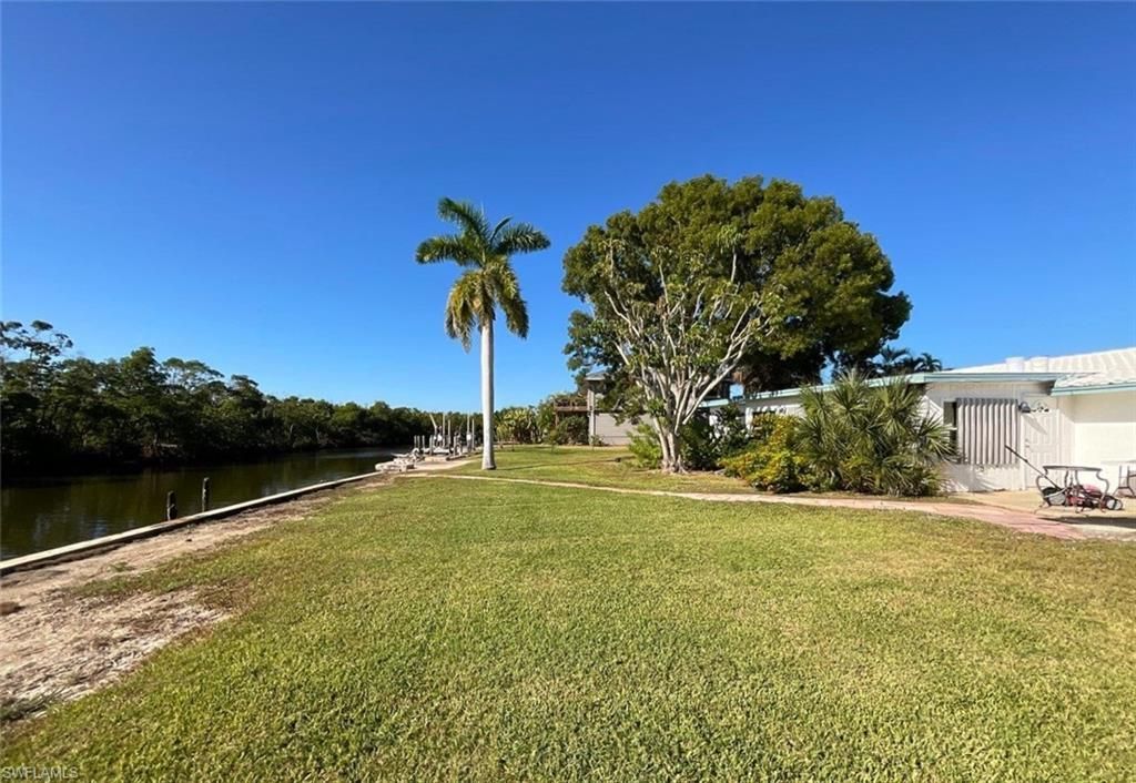 2543 8th Ave, Saint James City, FL 33956 Photo