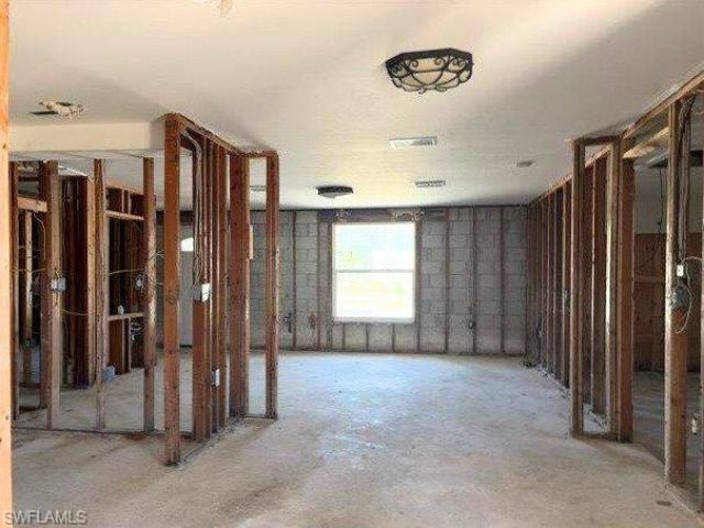 2543 8th Ave, Saint James City, FL 33956 Photo