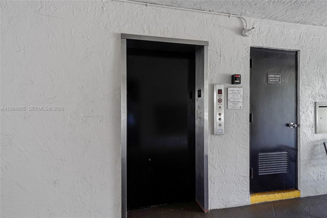 9330 Lime Bay Blvd, Unit 209, Tamarac, FL 33321 Photo