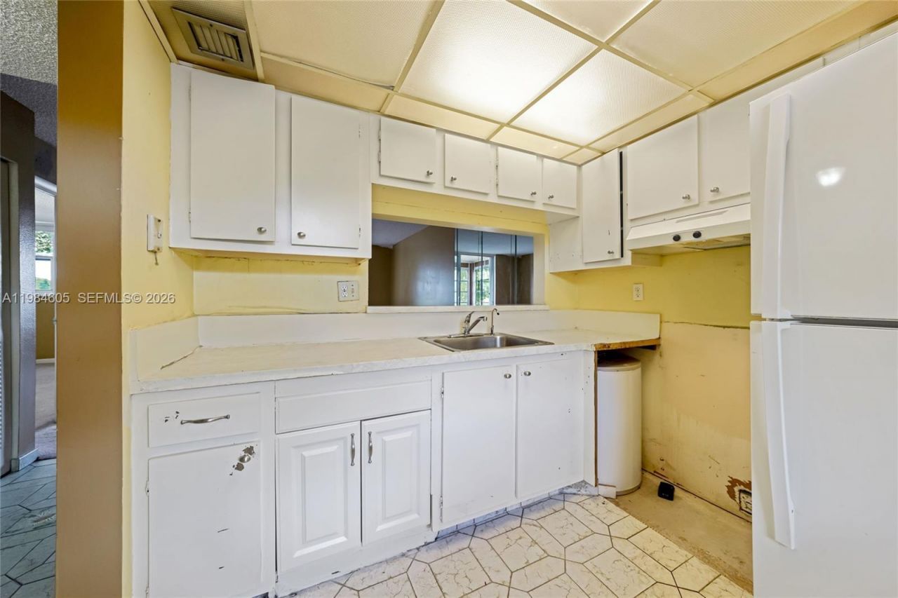 9330 Lime Bay Blvd, Unit 209, Tamarac, FL 33321 Photo