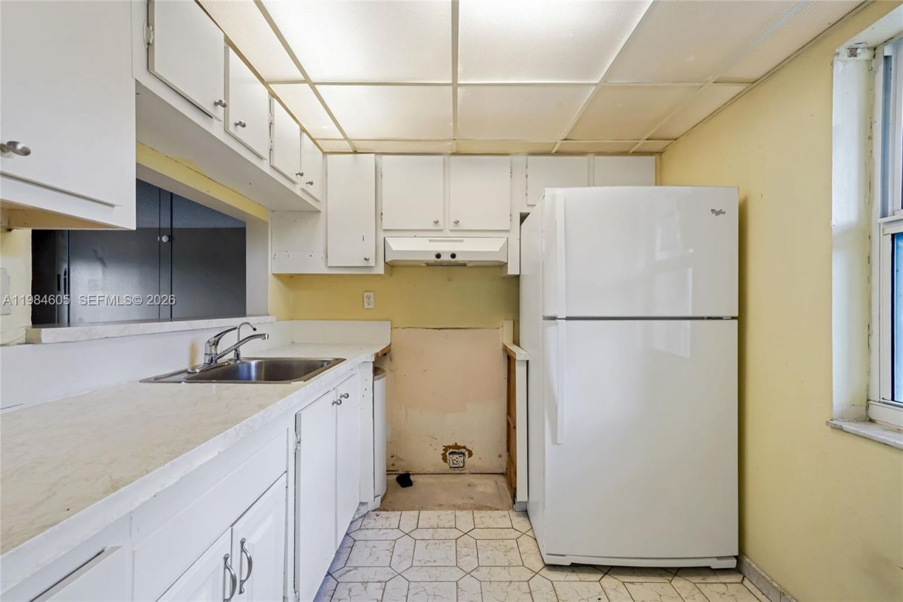 9330 Lime Bay Blvd, Unit 209, Tamarac, FL 33321 Photo