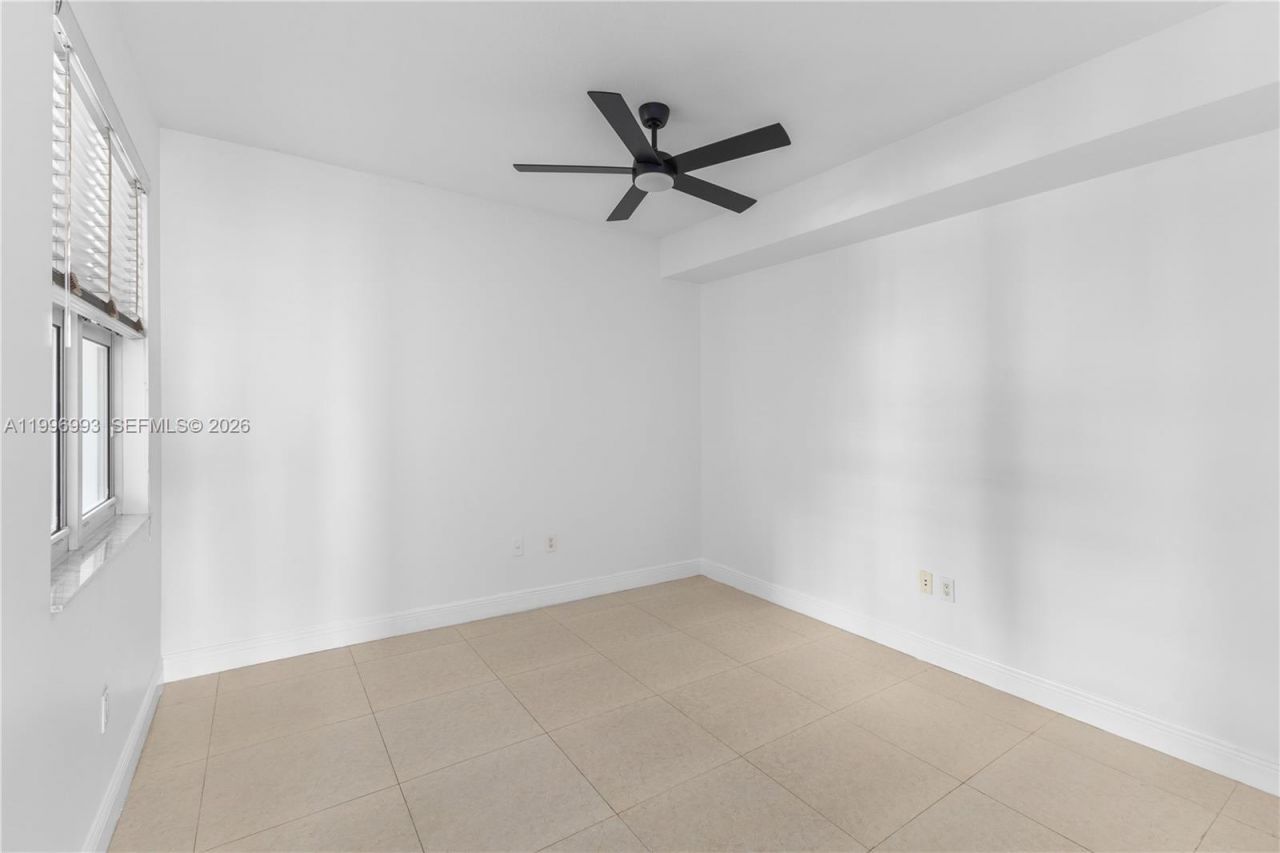 7914 Harbor Island Dr , Unit 205, North Bay Village, FL 33141 Photo