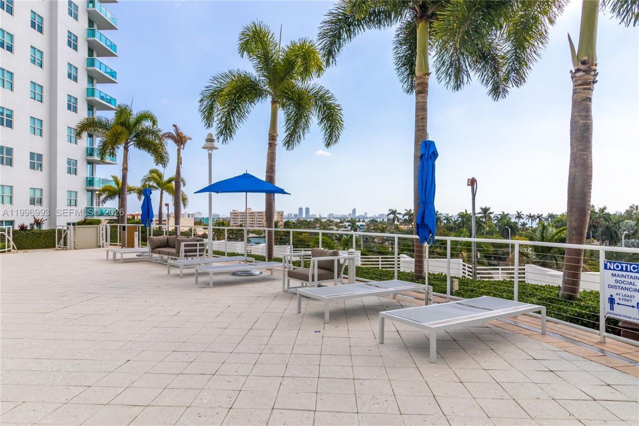 7914 Harbor Island Dr , Unit 205, North Bay Village, FL 33141 Photo