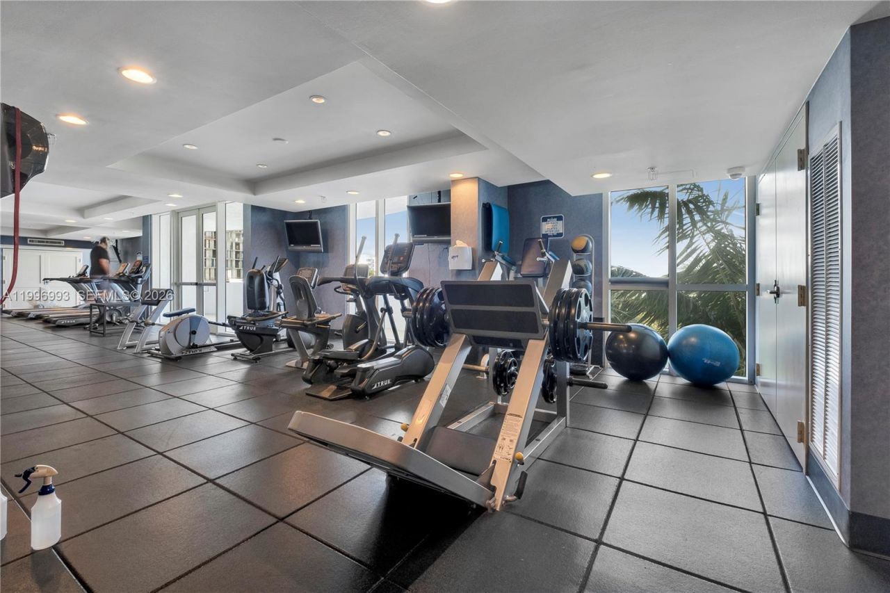 7914 Harbor Island Dr , Unit 205, North Bay Village, FL 33141 Photo