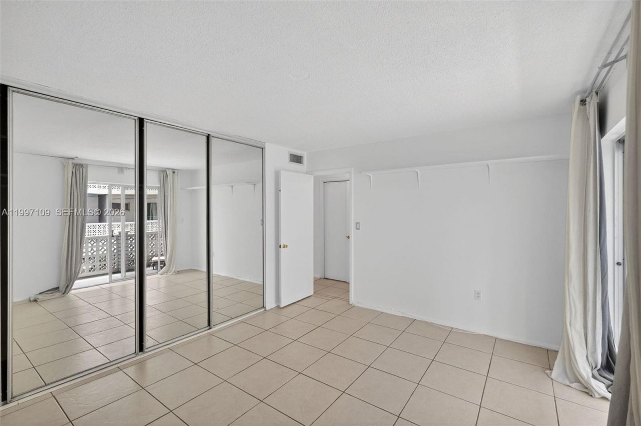 1620 West Ave, Unit 204, Miami Beach, FL 33139 Photo