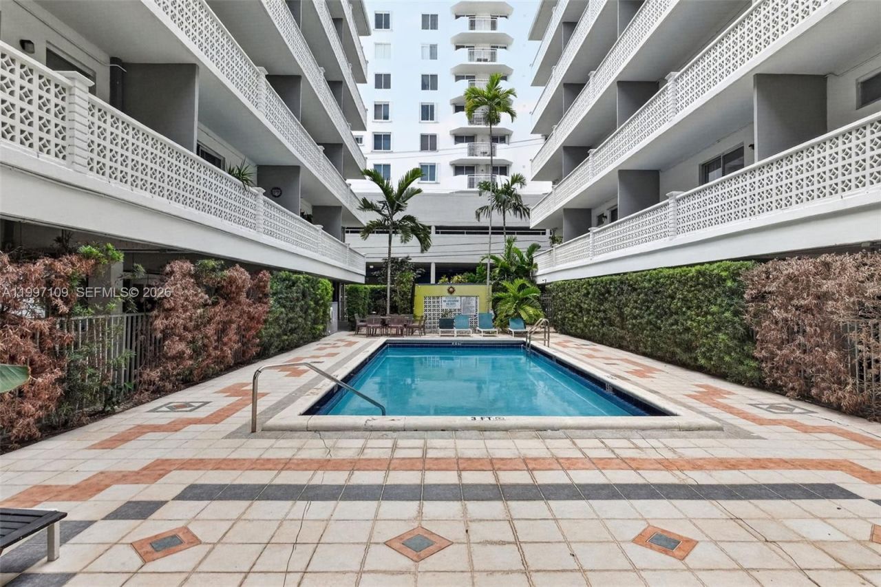 1620 West Ave, Unit 204, Miami Beach, FL 33139 Photo