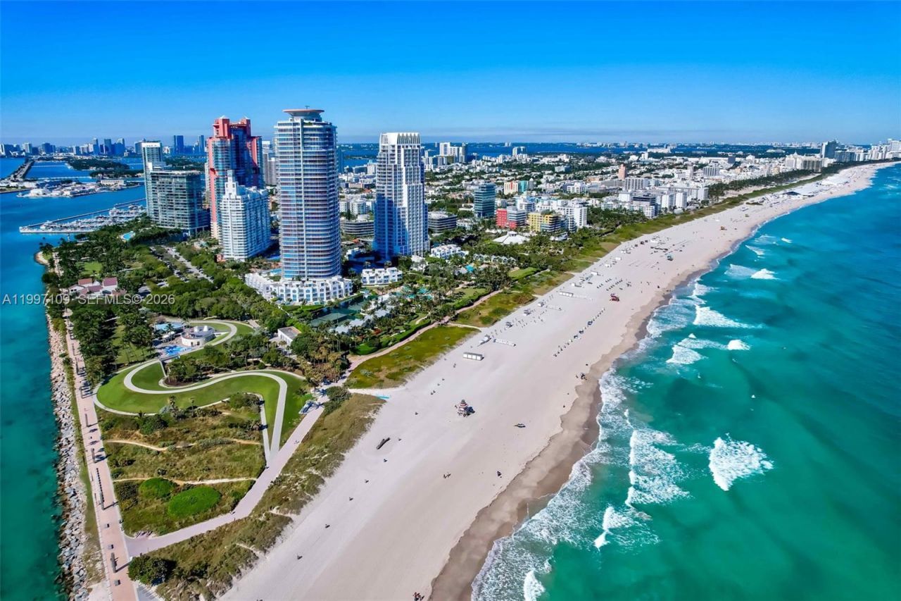 1620 West Ave, Unit 204, Miami Beach, FL 33139 Photo