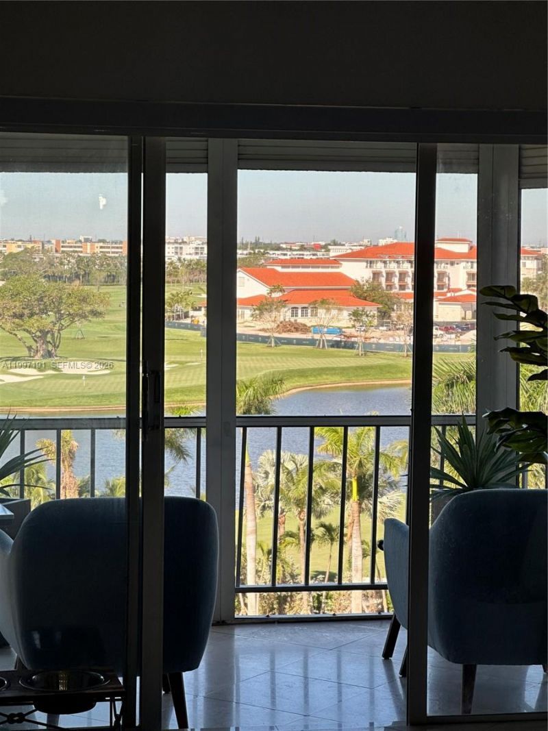 200 Diplomat Pkwy, Unit 827, Hallandale Beach, FL 33009 Photo
