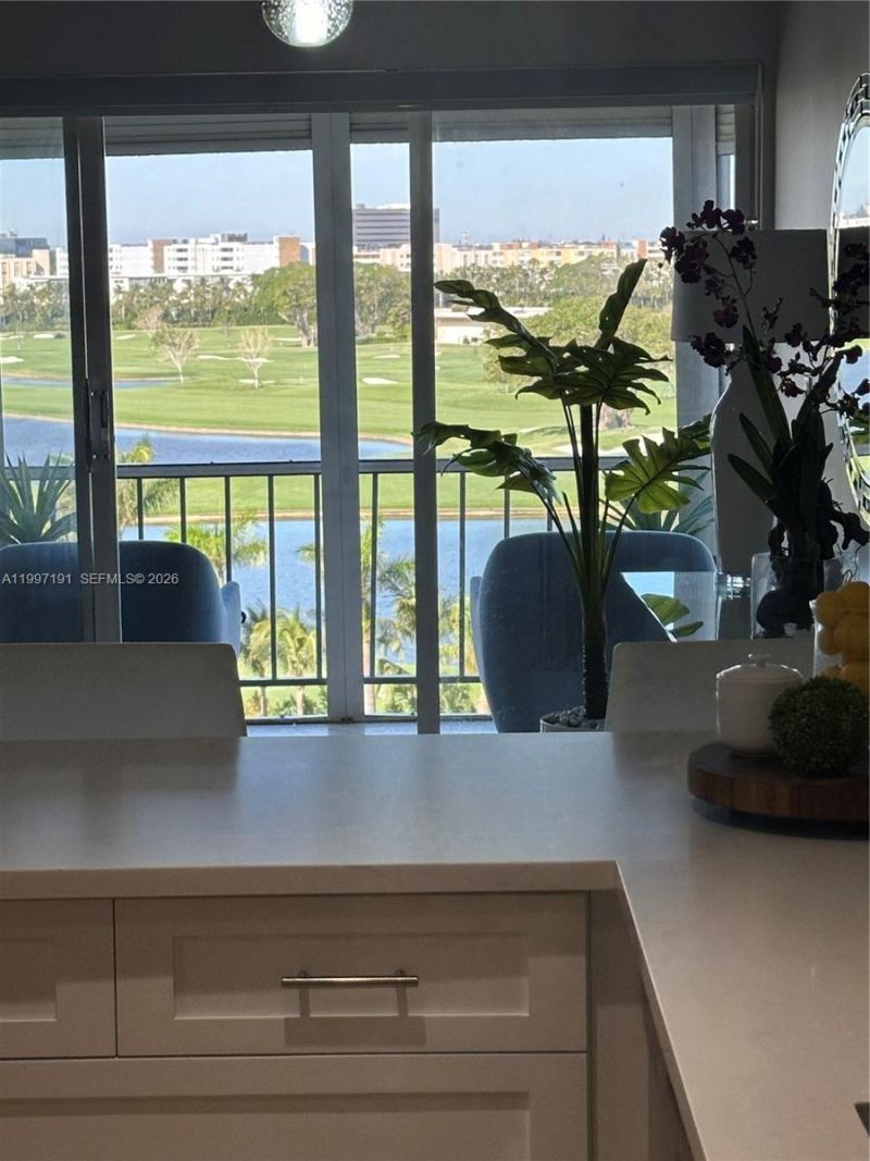 200 Diplomat Pkwy, Unit 827, Hallandale Beach, FL 33009 Photo