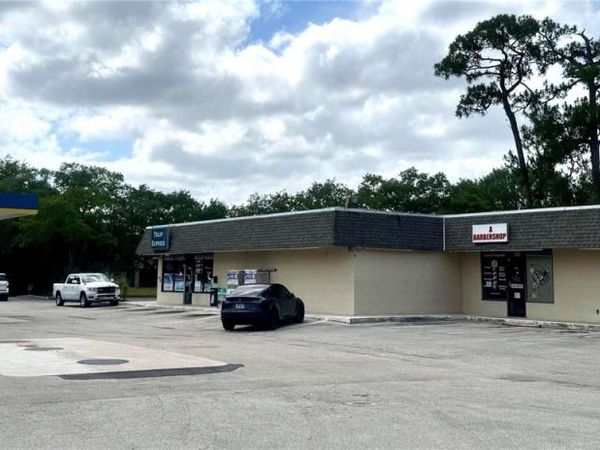 302 SW Tulip Blvd , Port St. Lucie, FL 34953