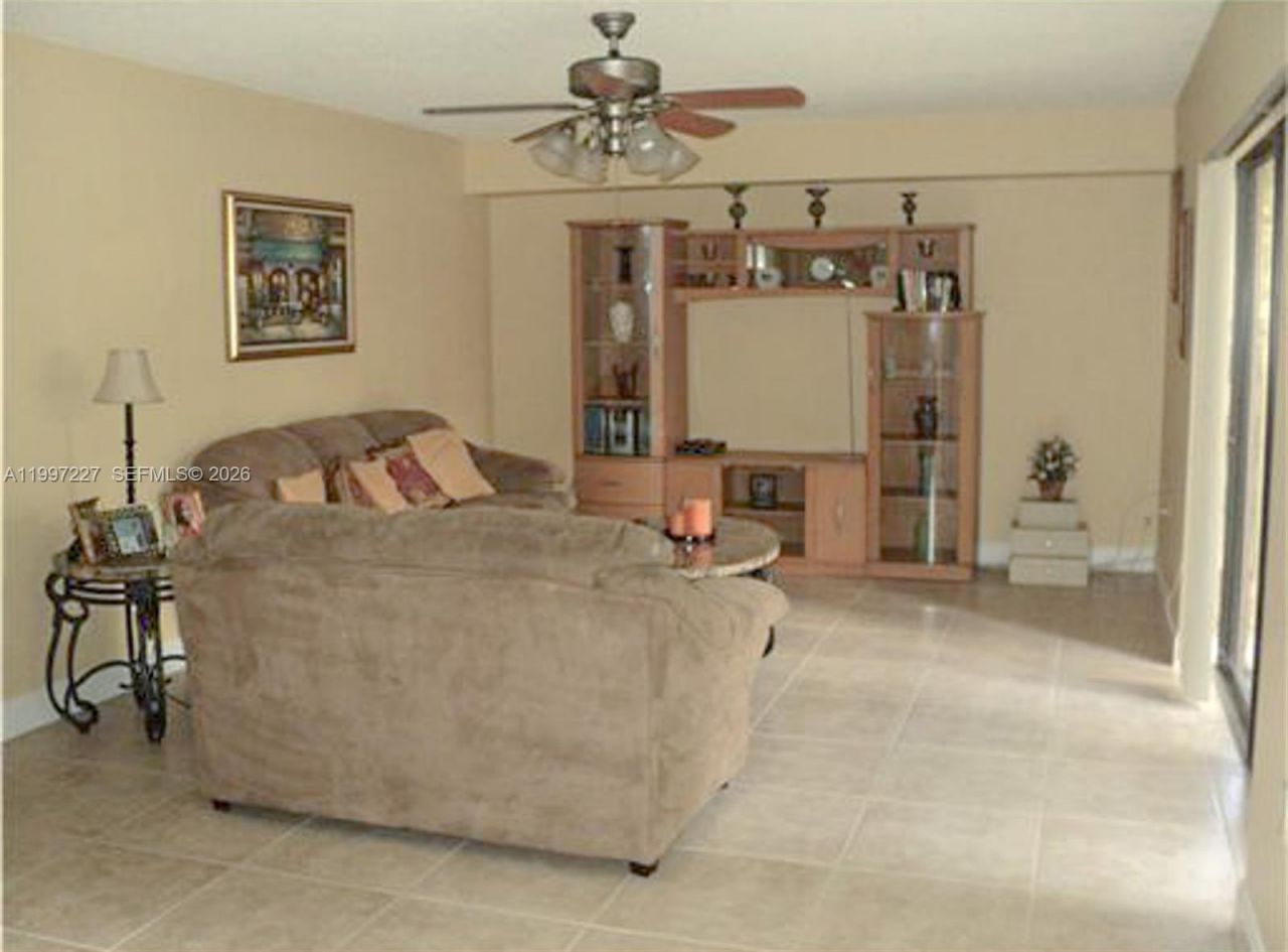 601 Green Springs Pl, Unit 601, West Palm Beach, FL 33409 Photo