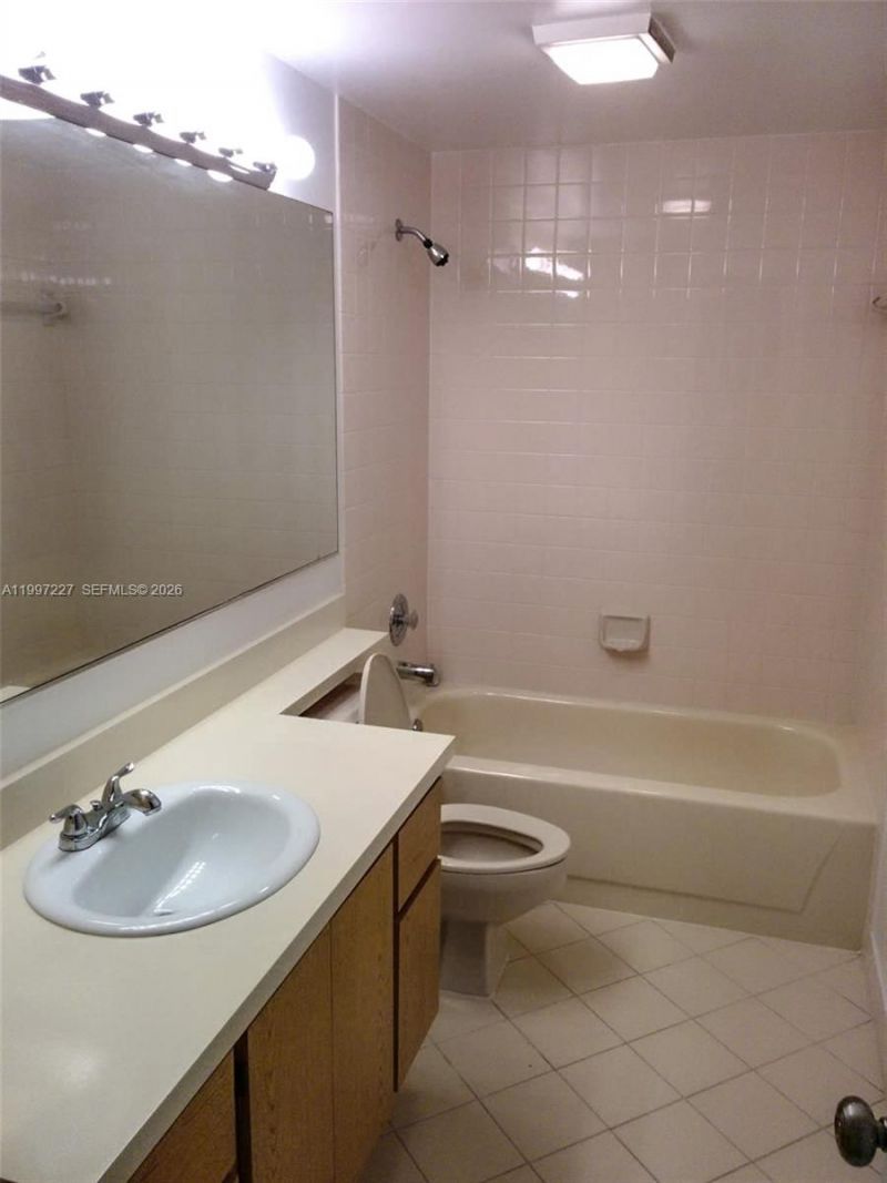 601 Green Springs Pl, Unit 601, West Palm Beach, FL 33409 Photo