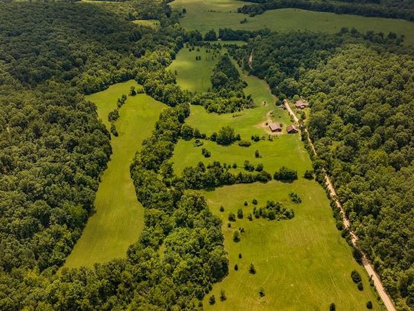 0000 Wayne 220 b, Silva, MO 63964