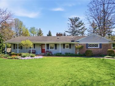 1186 Tralee Trail, Beavercreek, OH 45430