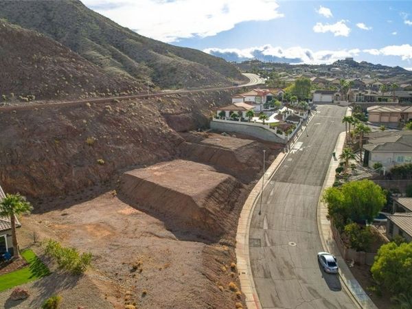 391 Turquoise Court , Boulder City, NV 89005