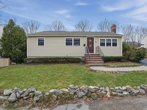 35 Armstrong Circle, Braintree, MA 02184