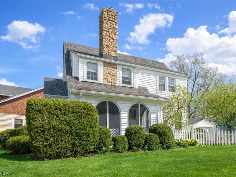 1427 S Lakeview Boulevard , Lorain, OH 44052 Photo 2