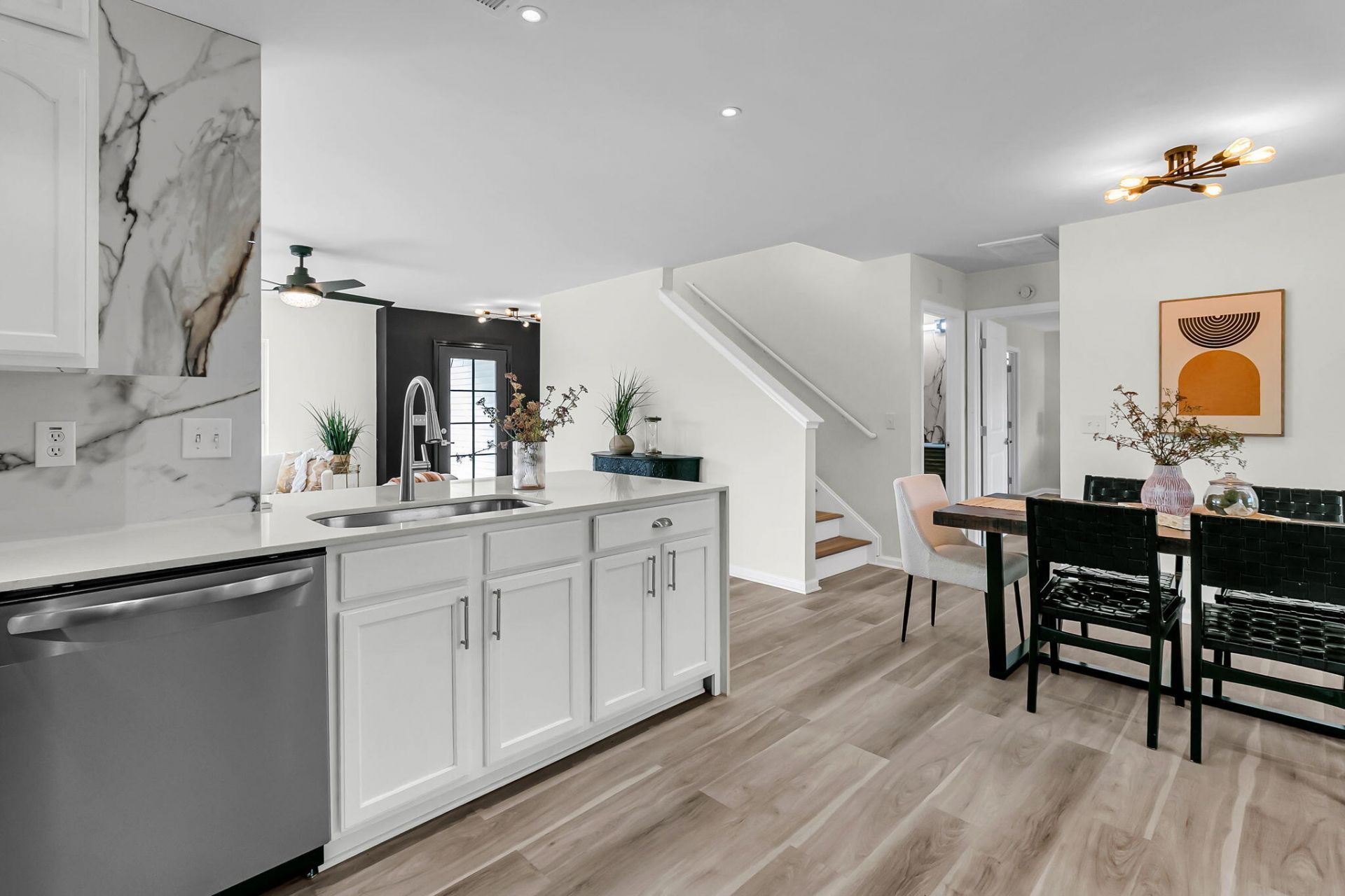 5090 Ballantine Drive Photo 12