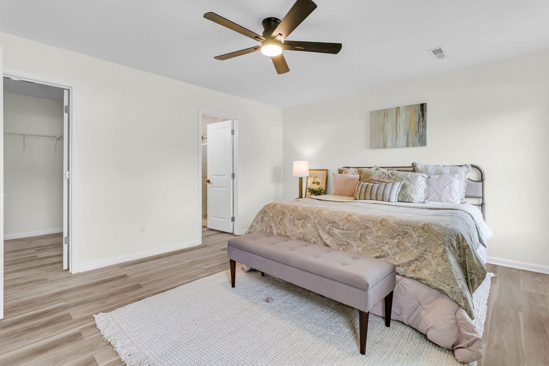 5090 Ballantine Drive Photo 14