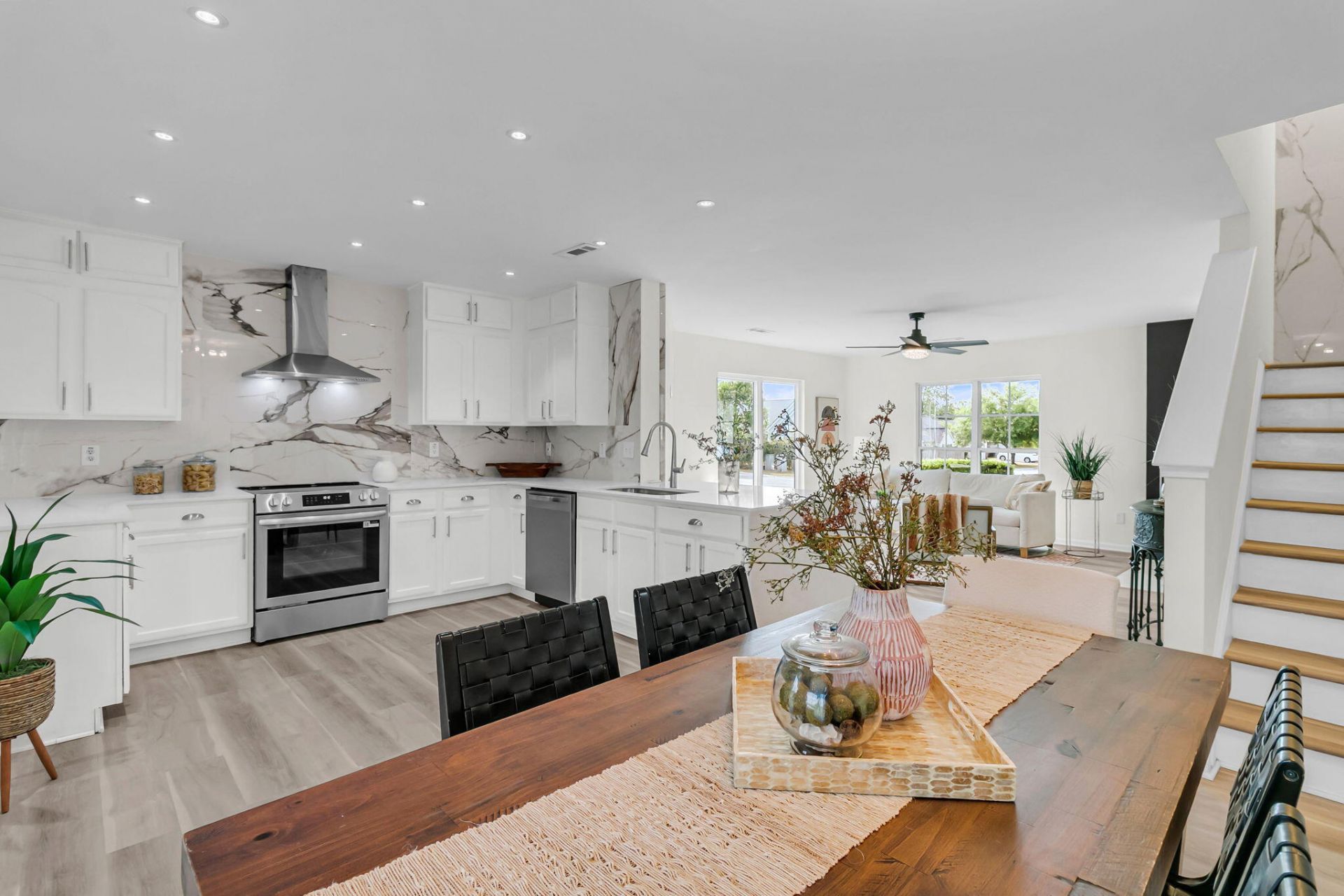 5090 Ballantine Drive Photo 22