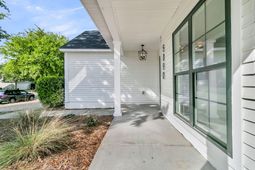 5090 Ballantine Drive photo 4