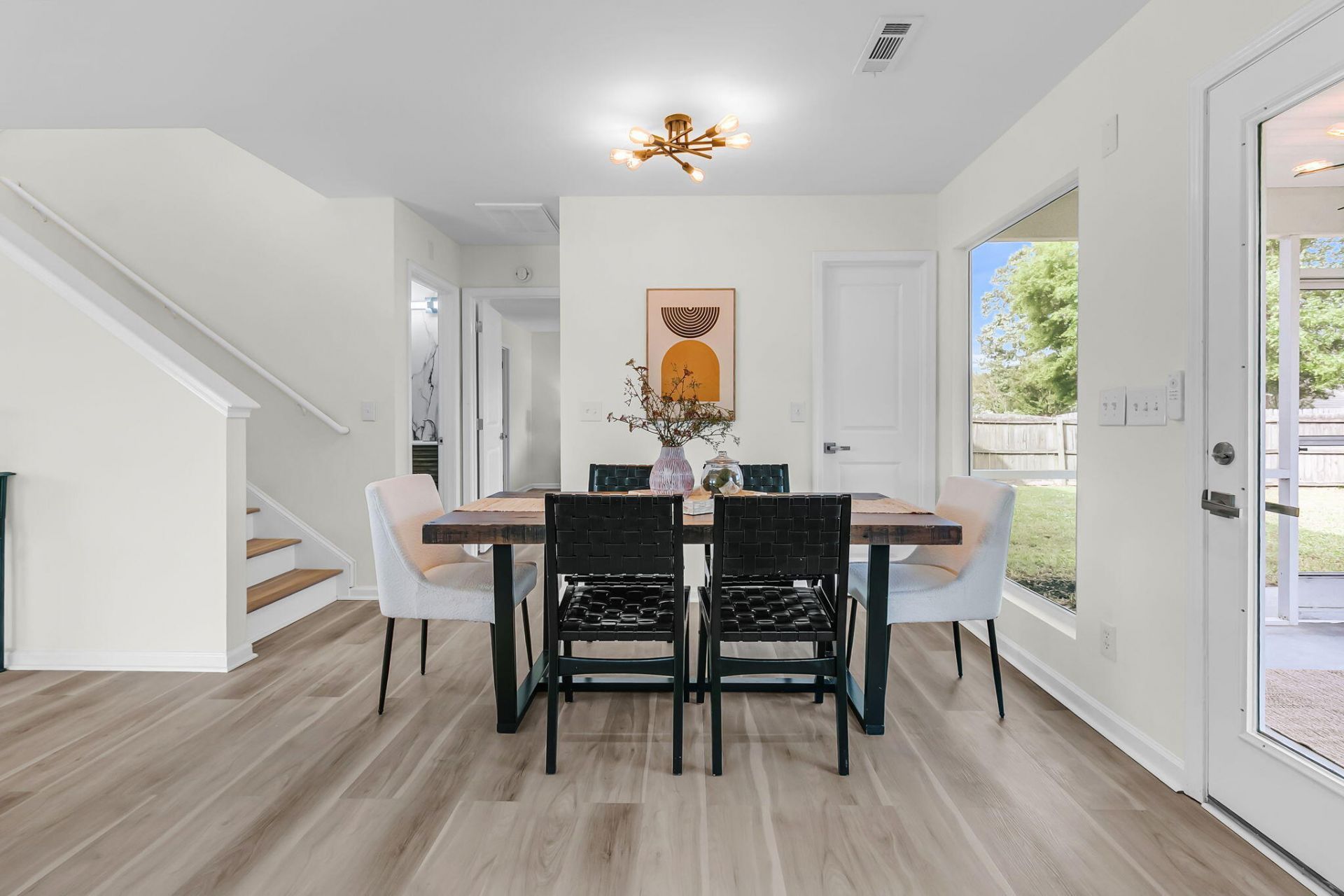 5090 Ballantine Drive Photo 32