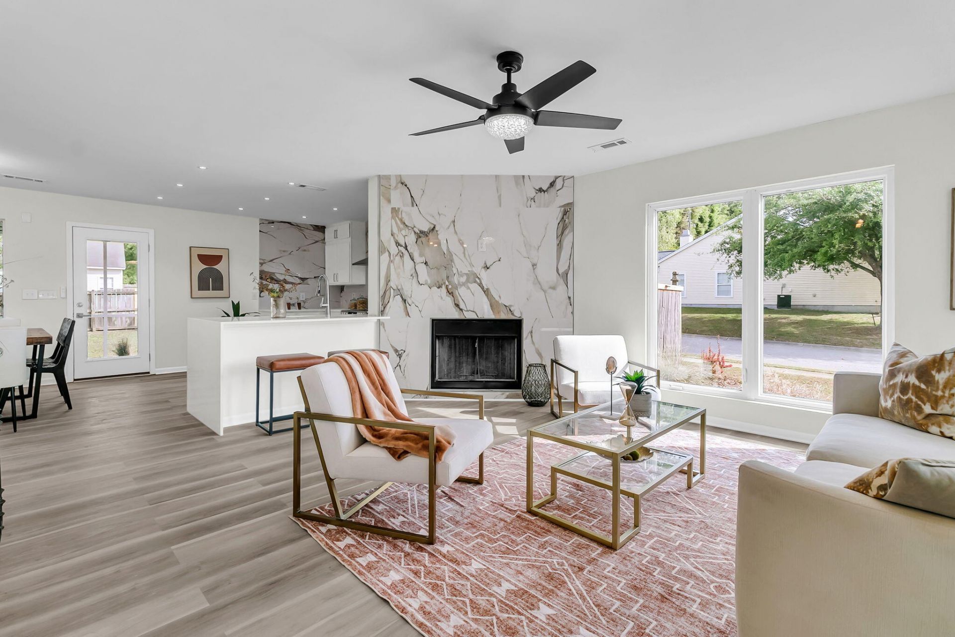 5090 Ballantine Drive Photo 5