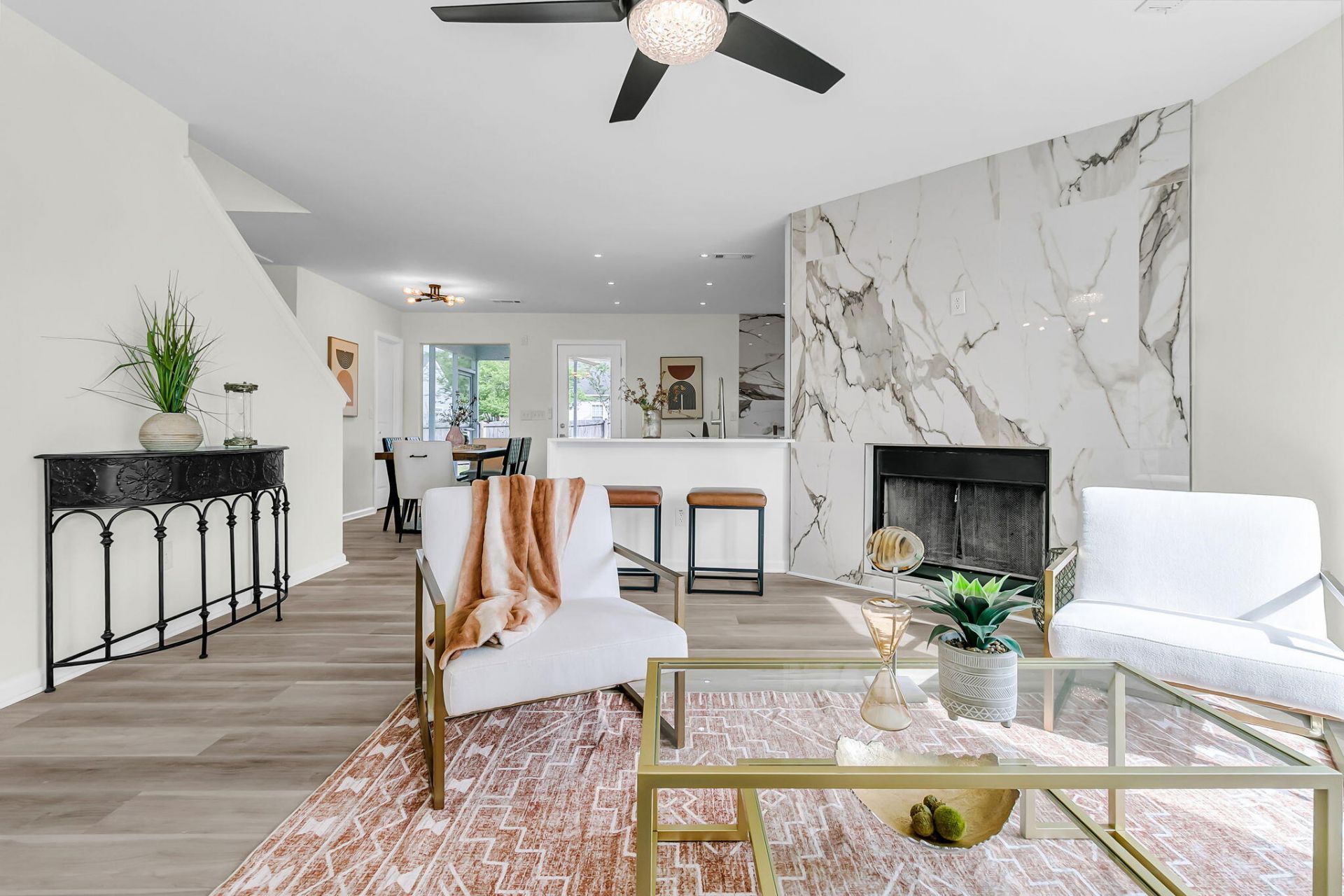 5090 Ballantine Drive Photo 6