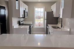 3234 Pleasant Valley Circle photo 4