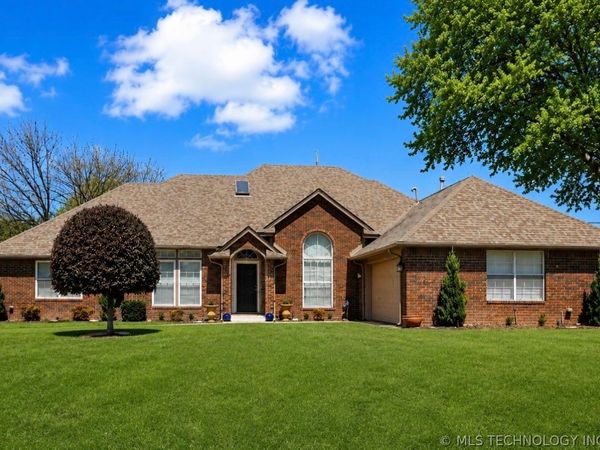 5408 W Orlando Circle, Broken Arrow, OK 74011