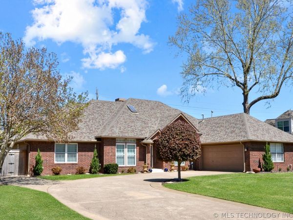 5408 W Orlando Circle, Broken Arrow, OK 74011