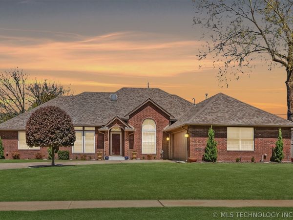 5408 W Orlando Circle, Broken Arrow, OK 74011