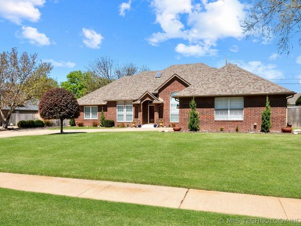 5408 W Orlando Circle, Broken Arrow, OK 74011