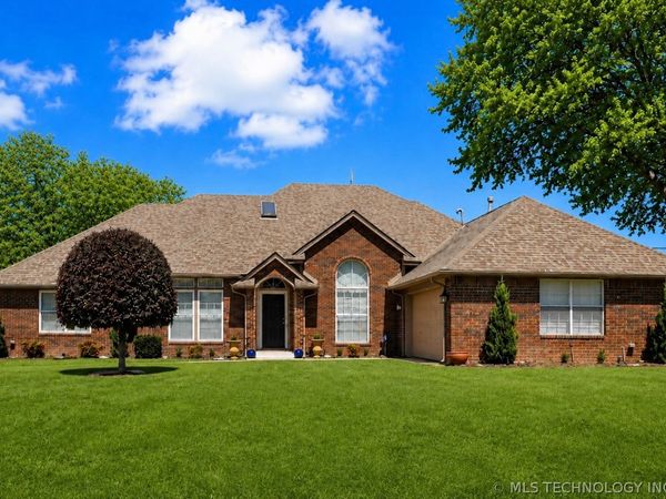 5408 W Orlando Circle, Broken Arrow, OK 74011