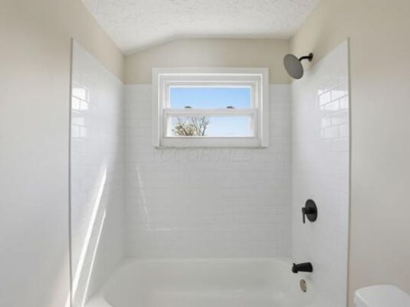 758 Demorest Road, Columbus, OH 43204 Photo 21