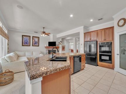 1548 Broder Cir, Folsom, CA 95630 Photo