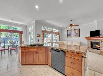 1548 Broder Cir, Folsom, CA 95630 Photo