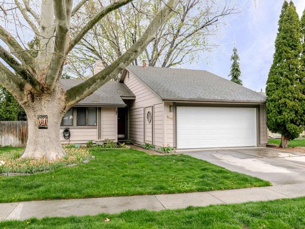 3458 S Raindrop Court, Boise, ID 83706