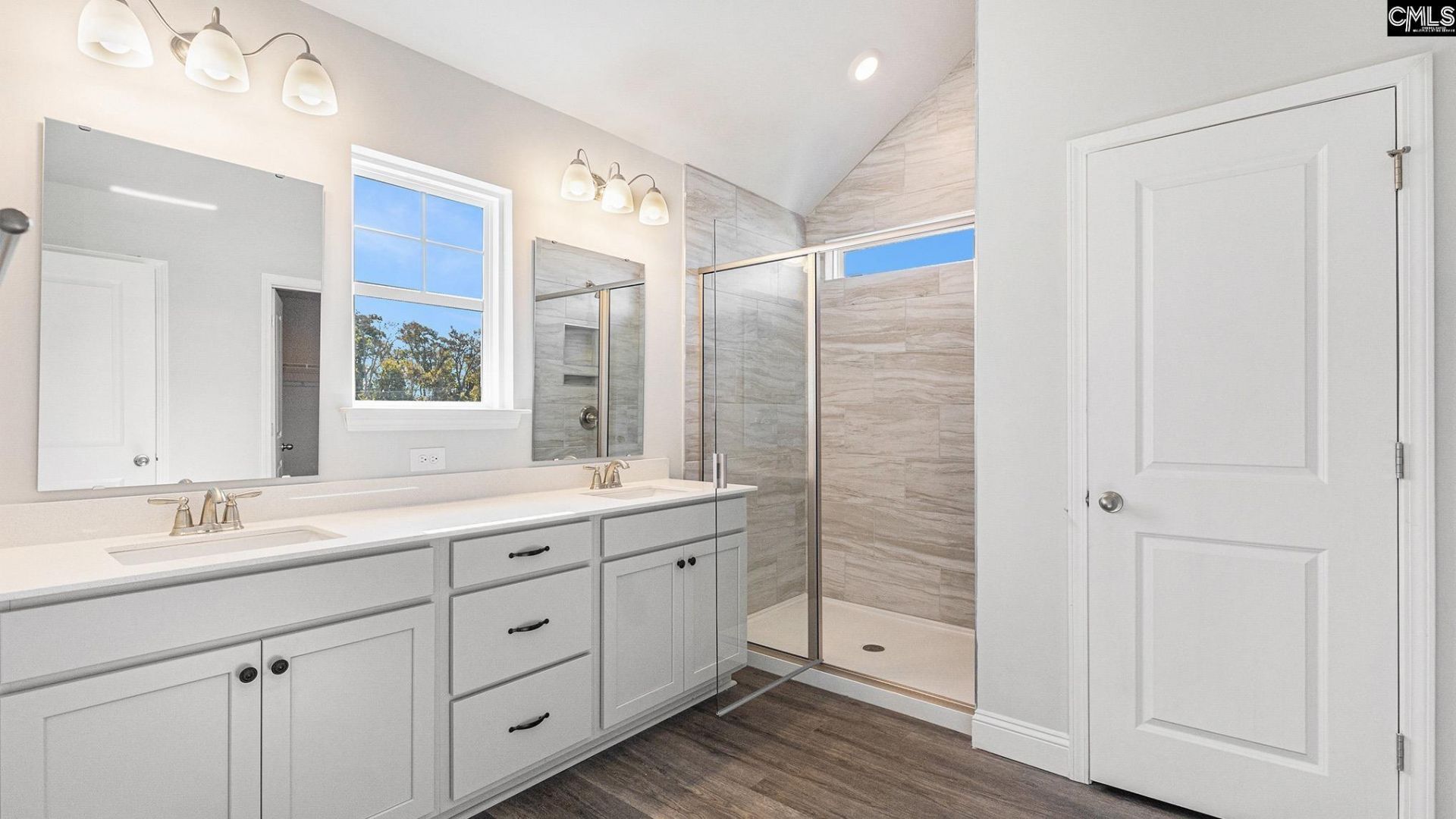 271 Livingston Woods Drive Photo 17