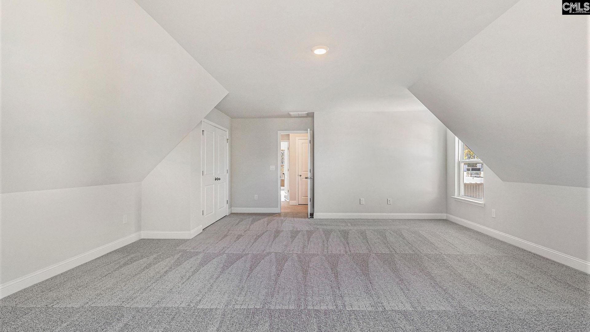 271 Livingston Woods Drive Photo 25