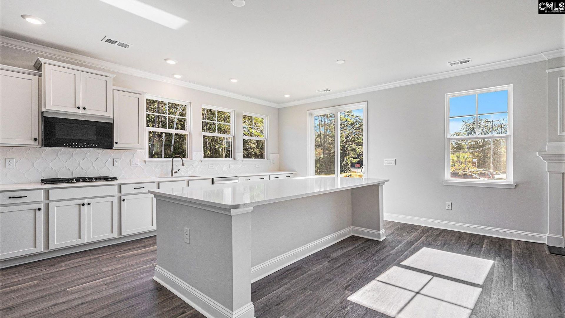 271 Livingston Woods Drive Photo 5