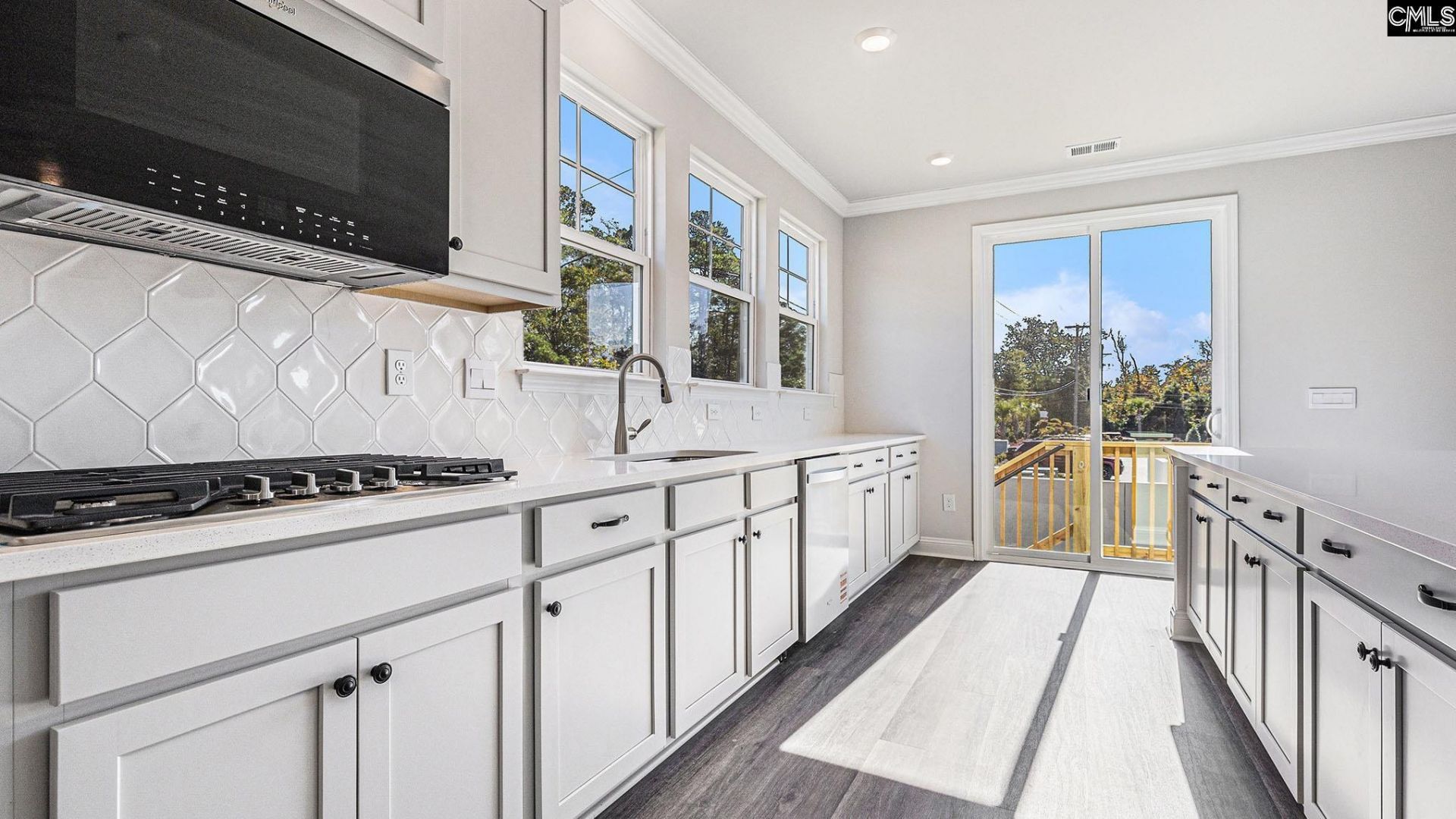 271 Livingston Woods Drive Photo 7