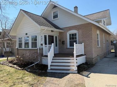 427 Wesley Avenue, Rochester, MI 48307